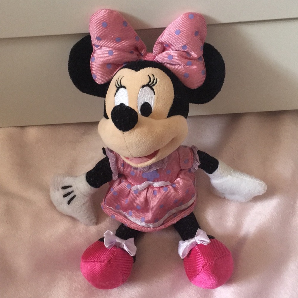 10” Minnie Mouse - Stuffed Toy (2)